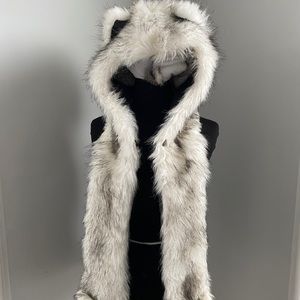 Spirit Hoods Hat.  Faux fur Timber Wolf